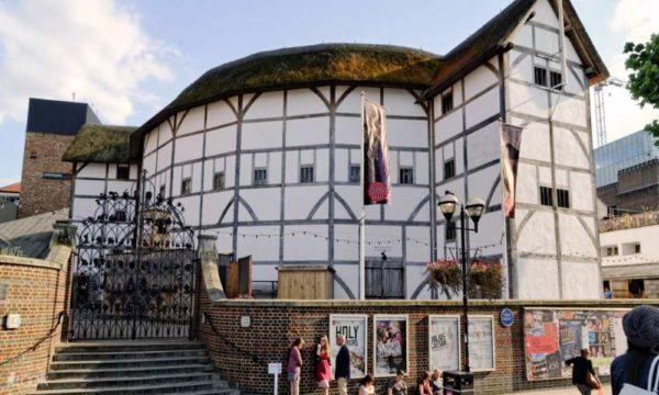Shakespeares Globe - Footprints Tours