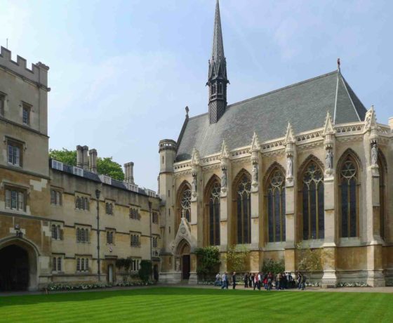 Exeter College Oxford Walking Tours