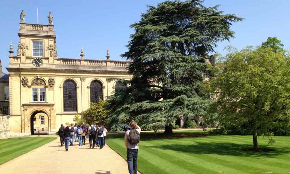 can you visit trinity college oxford