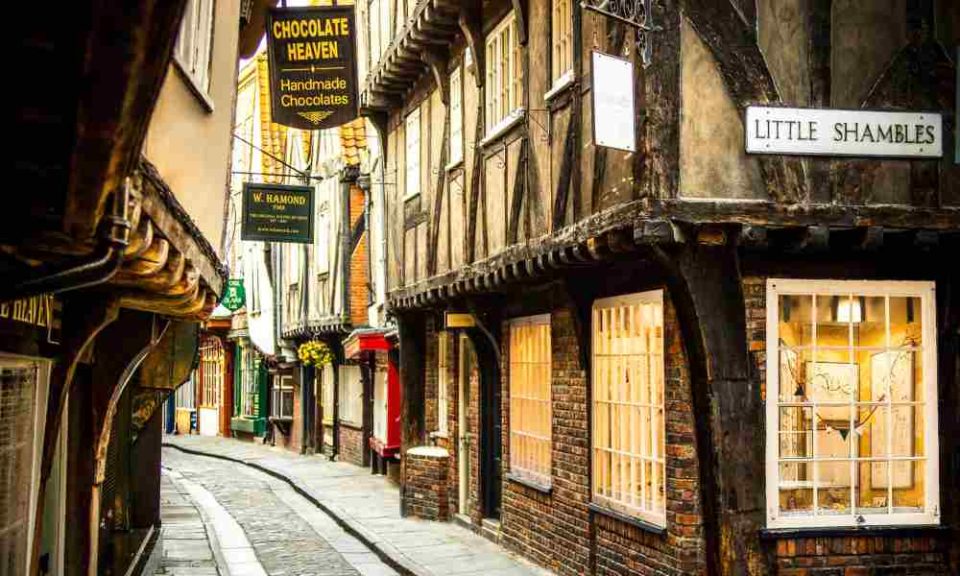 Guide To The Shambles Footprints Tours York Walking Tours