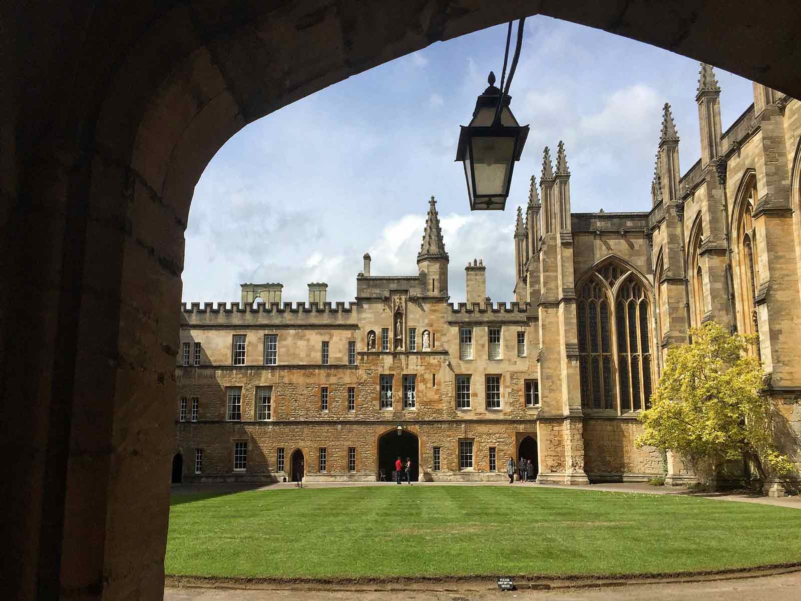 college tours oxford