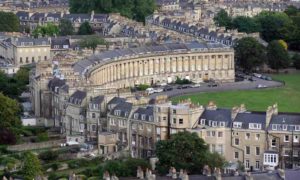 ultimate-guide-to-the-royal-crescent-bath-walking-tours