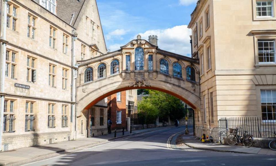 oxford university free walking tours