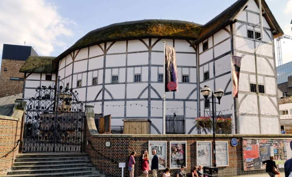 Family Private 4 Hour London Tour Shakespeares Globe