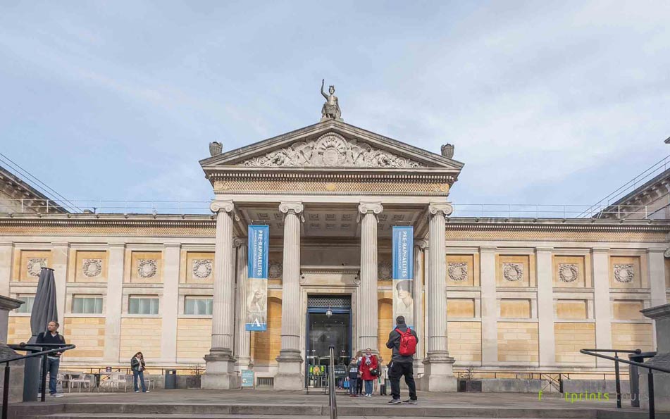 Image of the Ashmolean Museum in Oxford externally